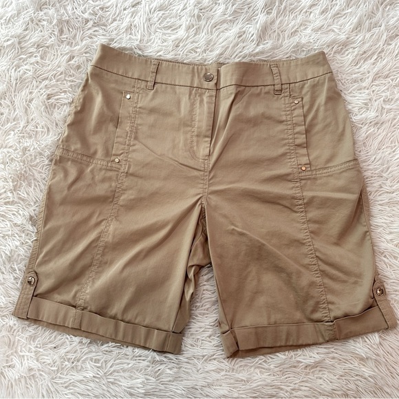 Chico’s 1P Petite Bermuda Shorts Khaki Tan Utility Style Mid-Rise - Picture 2 of 11